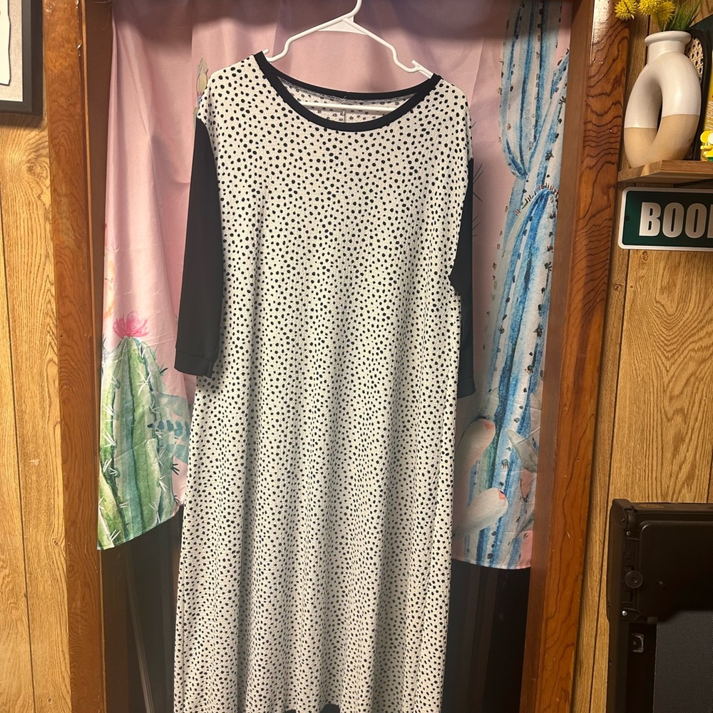 Black and White Dalmatian Print Long Sleeve Dress